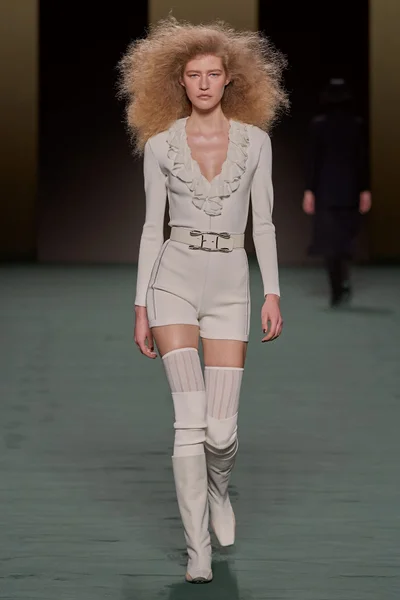 Look 6